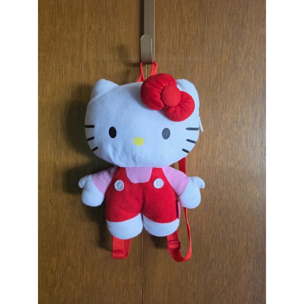 Hello‎ Kitty Plush Backpack